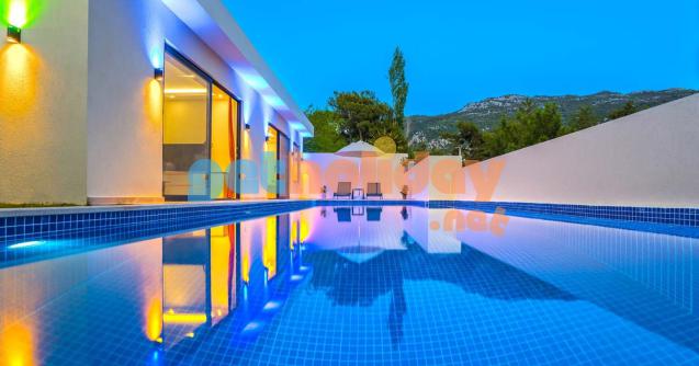 Balayı Villası , Muhafazakar Villa , Jakuzili Villa 